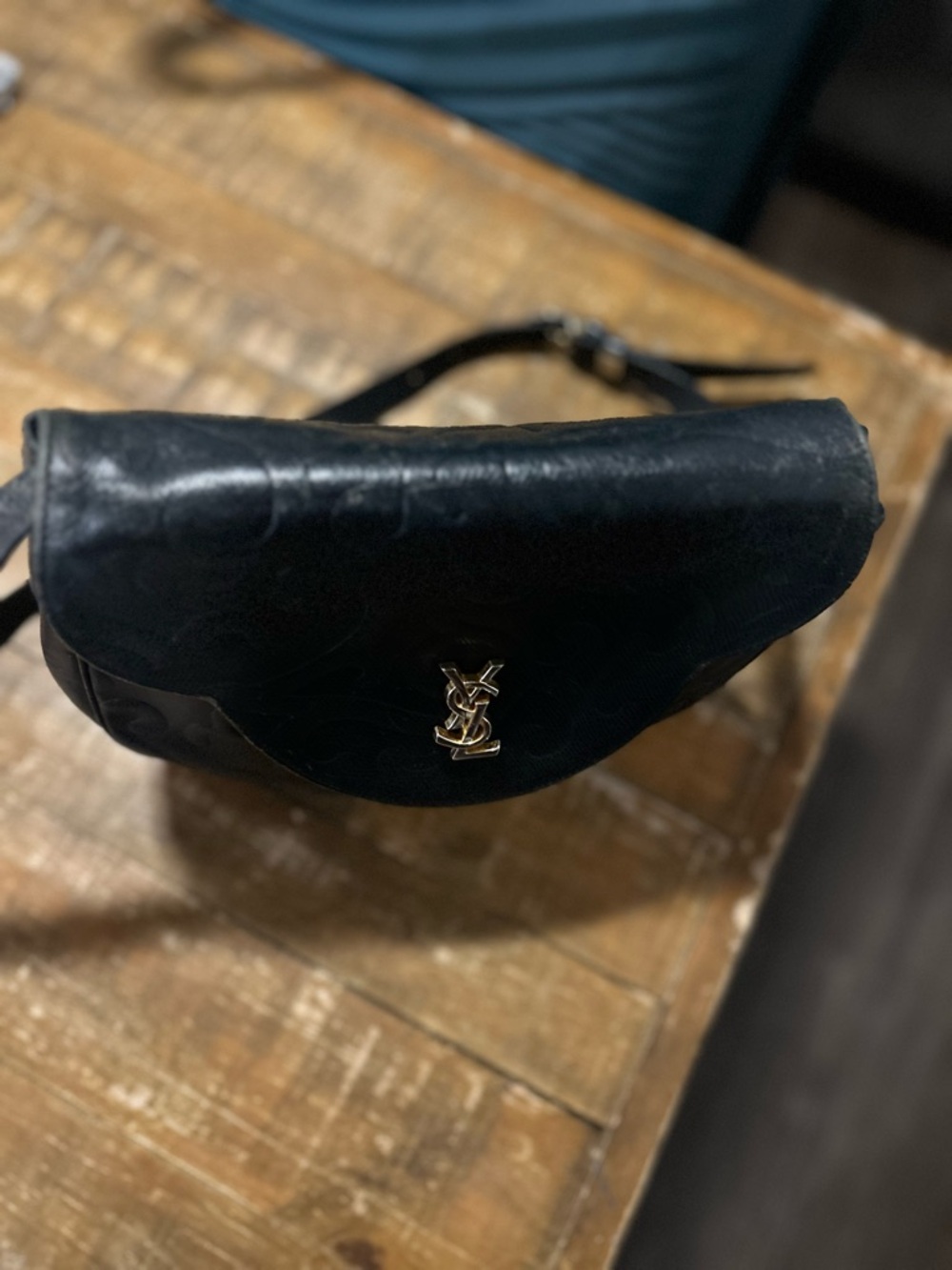 Saint Laurent Black Embossed Leather Crossbody Bag RARE VINTAGE 100% Authentic - Picture 3 of 15